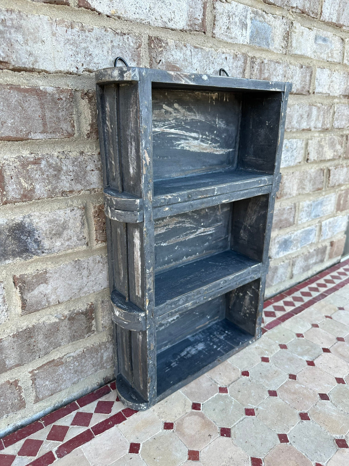 Rustic Three Tier Brick Mold Shelf Farmhouse Antique Style Distressed Box Tray Display Holder Table Black