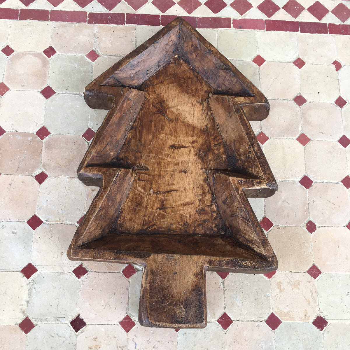 Hand-Carved Wooden Christmas Tree Bowl Holiday Decor Display Farmhouse Rustic