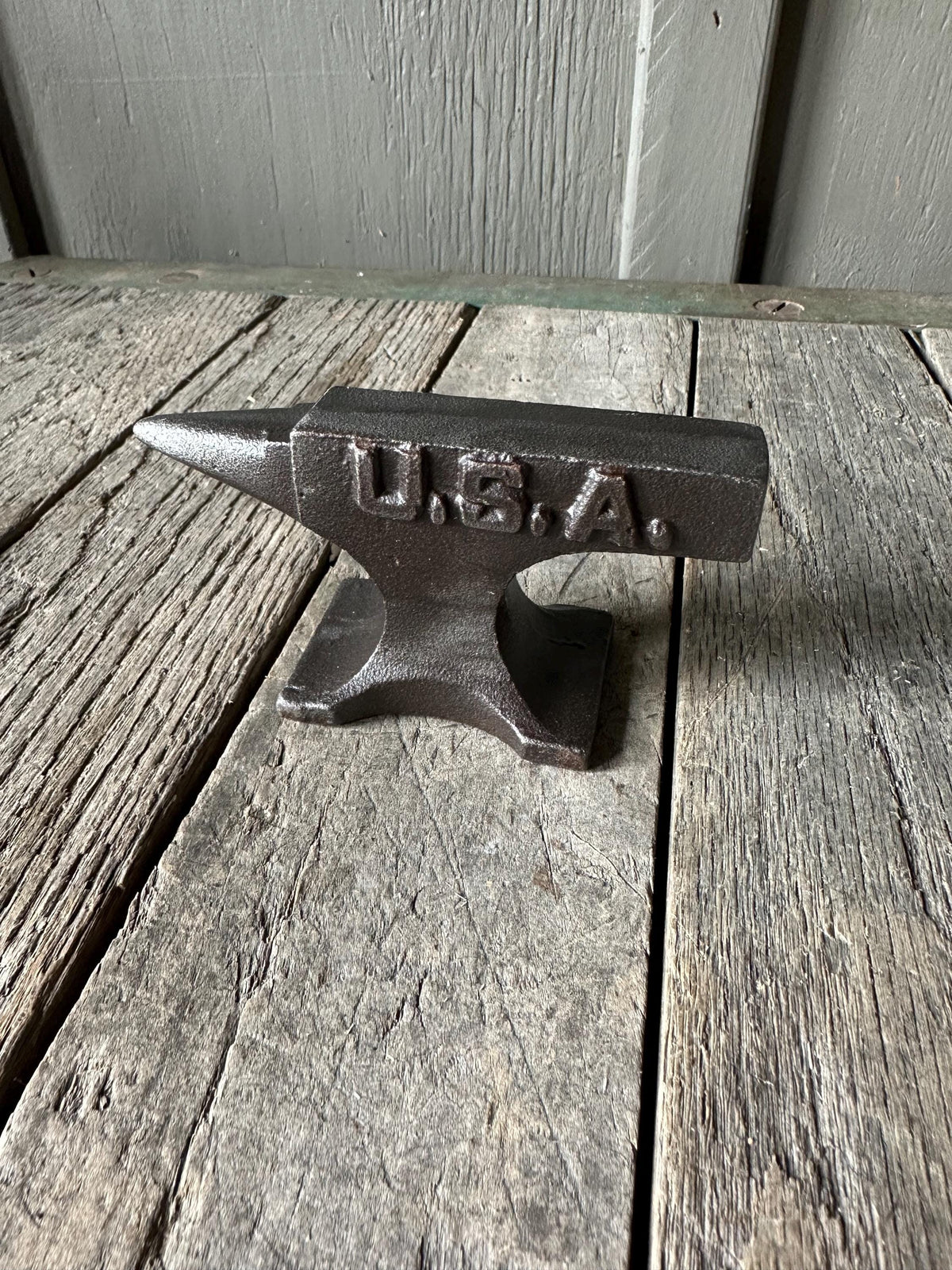 USA Double Sided Cast Iron Mini Anvil W/ Antique Finish & Raised Letters - Paperweight Statue Shelf Art America Patriotic
