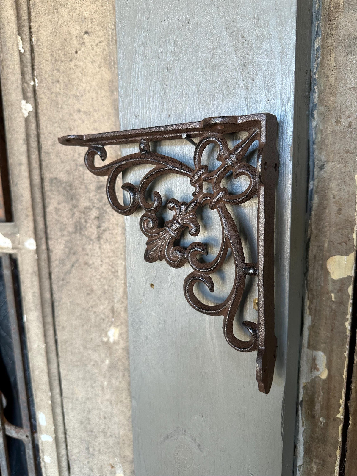 Set Of 2 - 7” x 7” Ornate Intricate Cast Iron Shelf Bracket