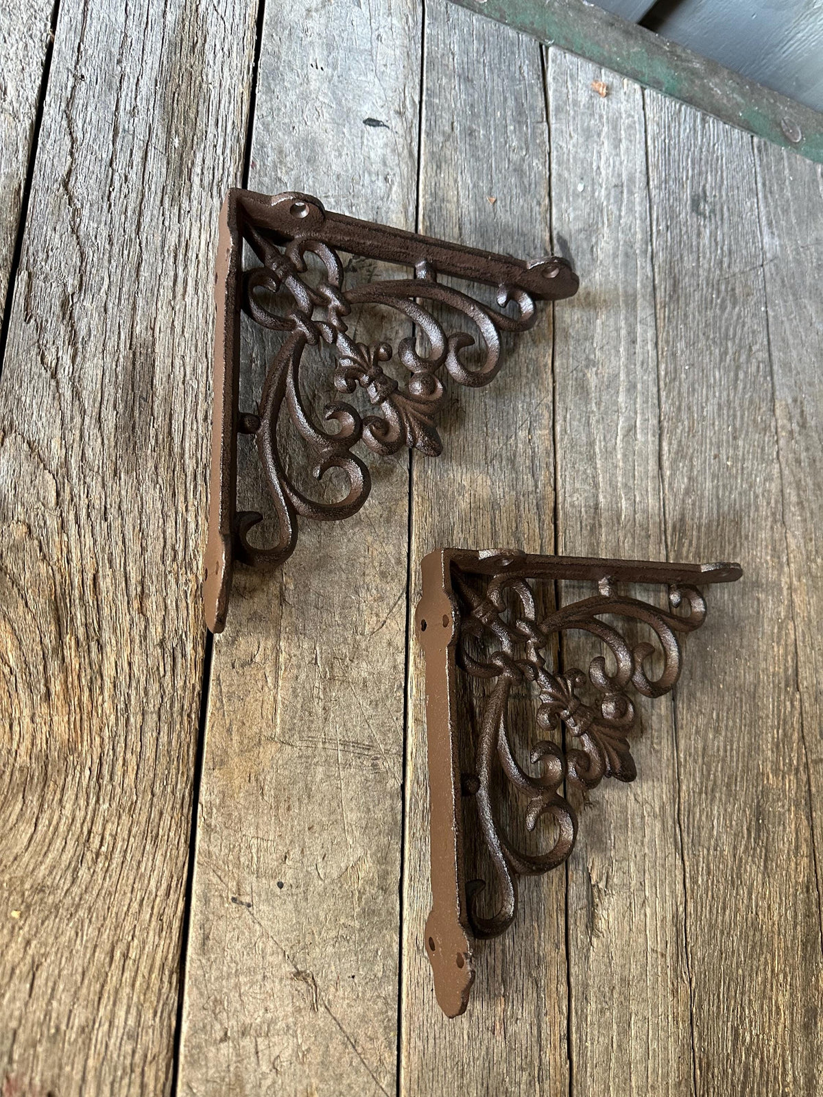 Set Of 2 - 7” x 7” Ornate Intricate Cast Iron Shelf Bracket