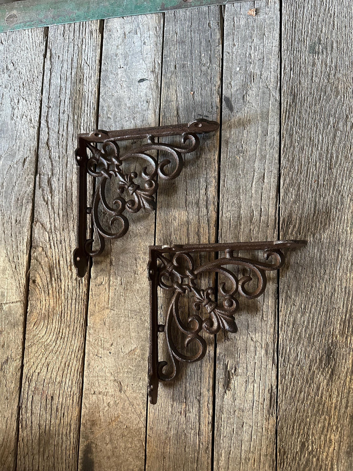 Set Of 2 - 7” x 7” Ornate Intricate Cast Iron Shelf Bracket