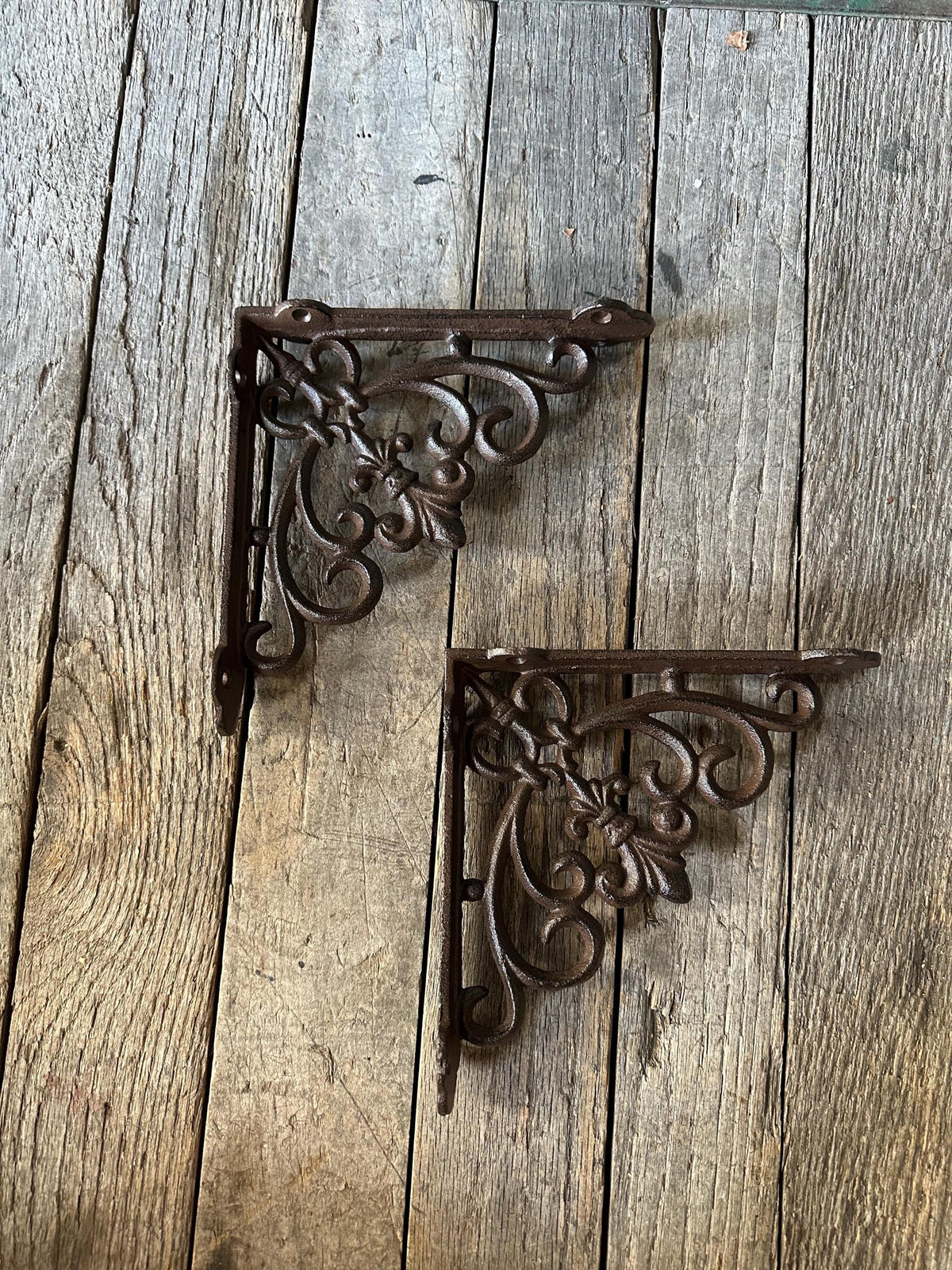 Set Of 2 - 7” x 7” Ornate Intricate Cast Iron Shelf Bracket