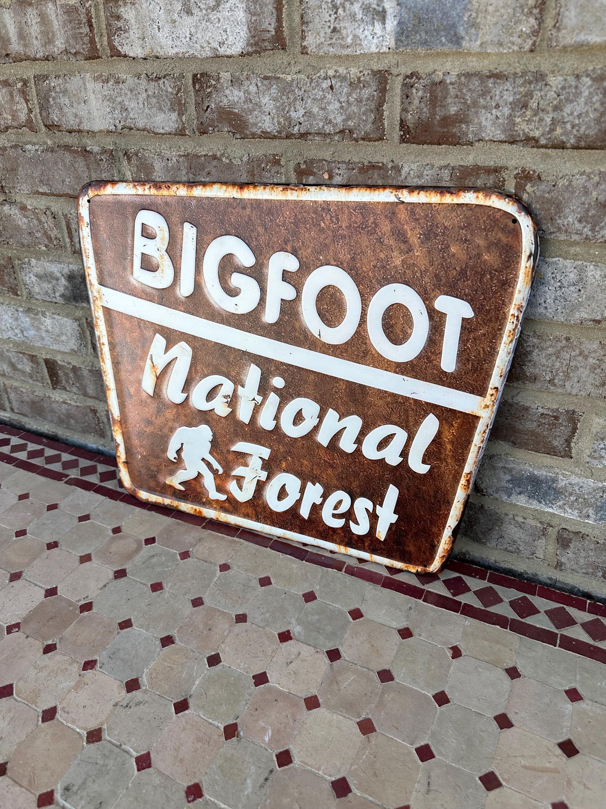 Bigfoot National Forest Metal Sign Wall Art Man Cave Decor Gift Ski Sasquatch