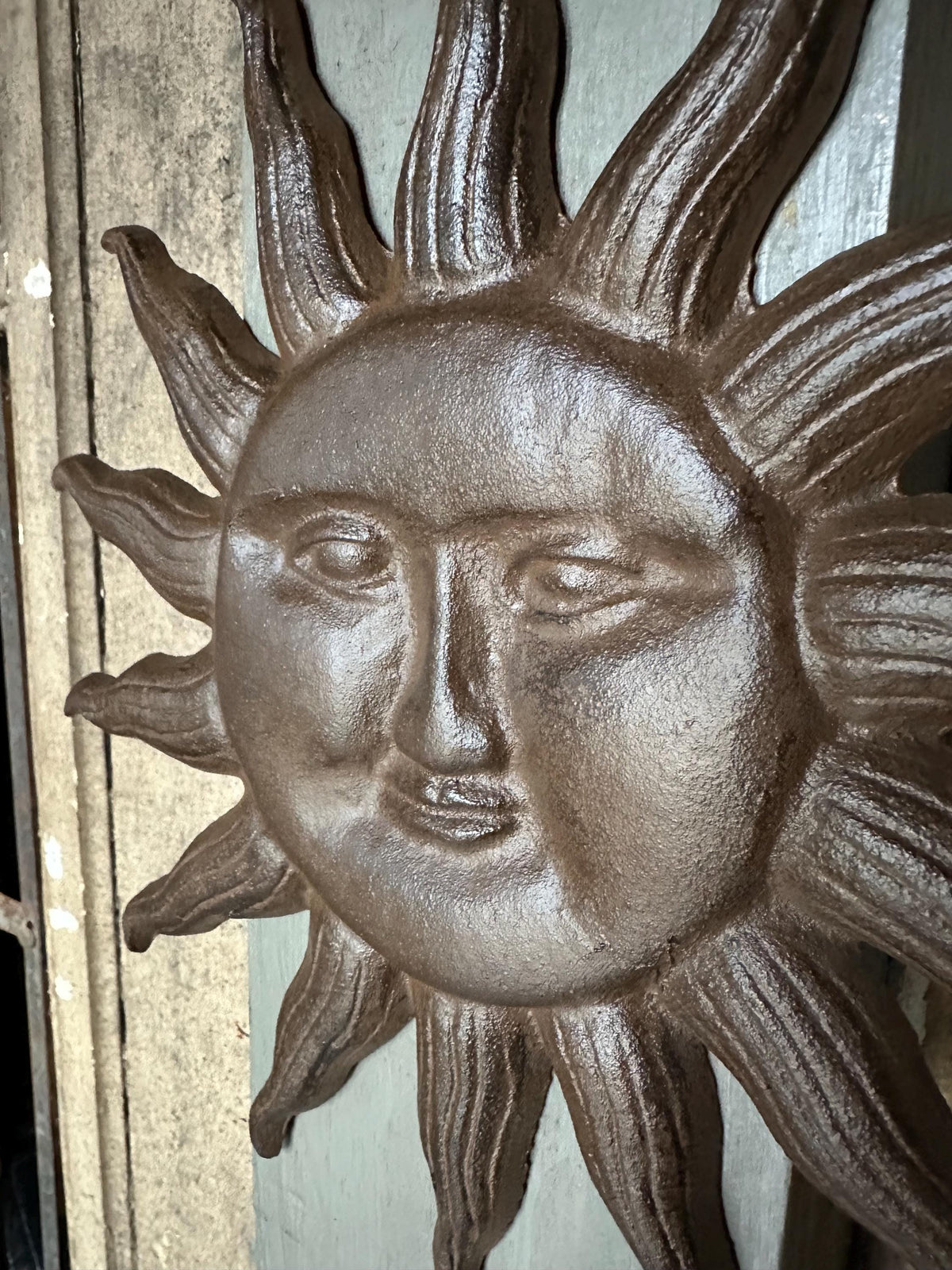 Large Cast Iron 12” Sun Face Plaque Garden Yard Art Decor