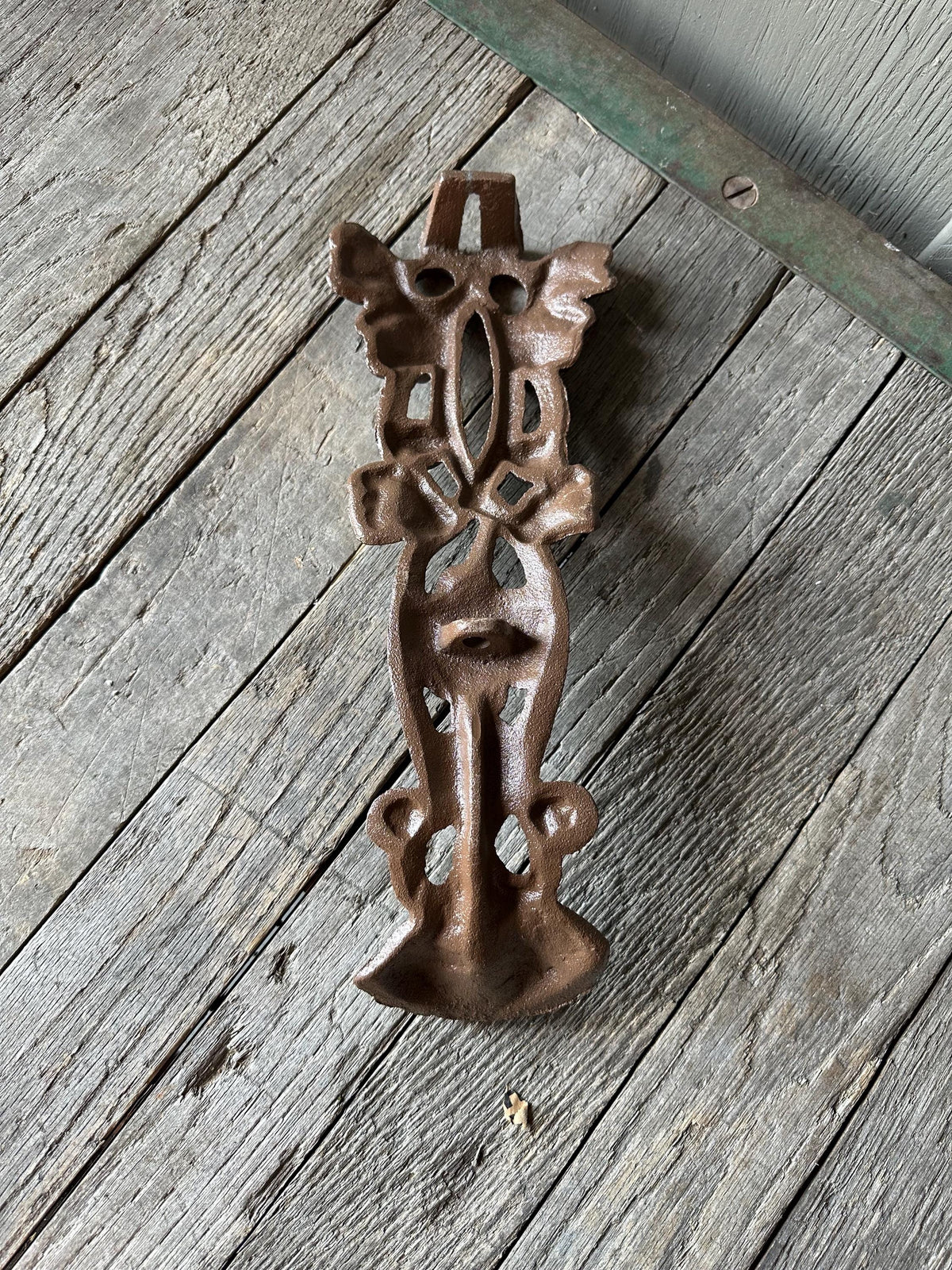 Set of 2 - 14” Cast Iron Grape Vine Legs