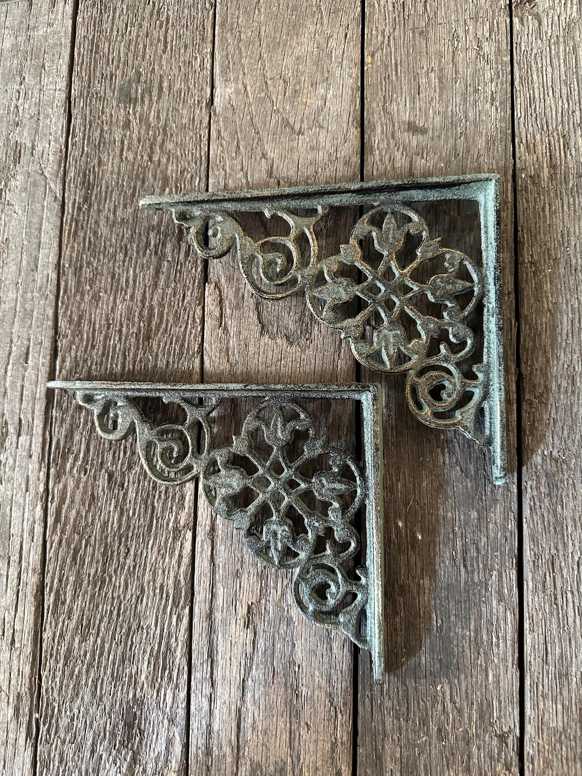 Set Of 2 - Verdigris Green Brackets With Tulip Motif Flower Floral Brace