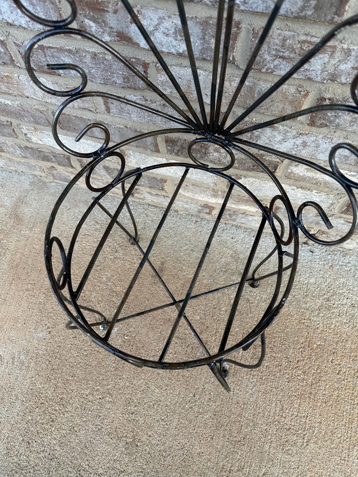 Cute Rustic Metal Iron Planter Chair - Plant Stand Vintage Antique Victorian Style Garden Art Black