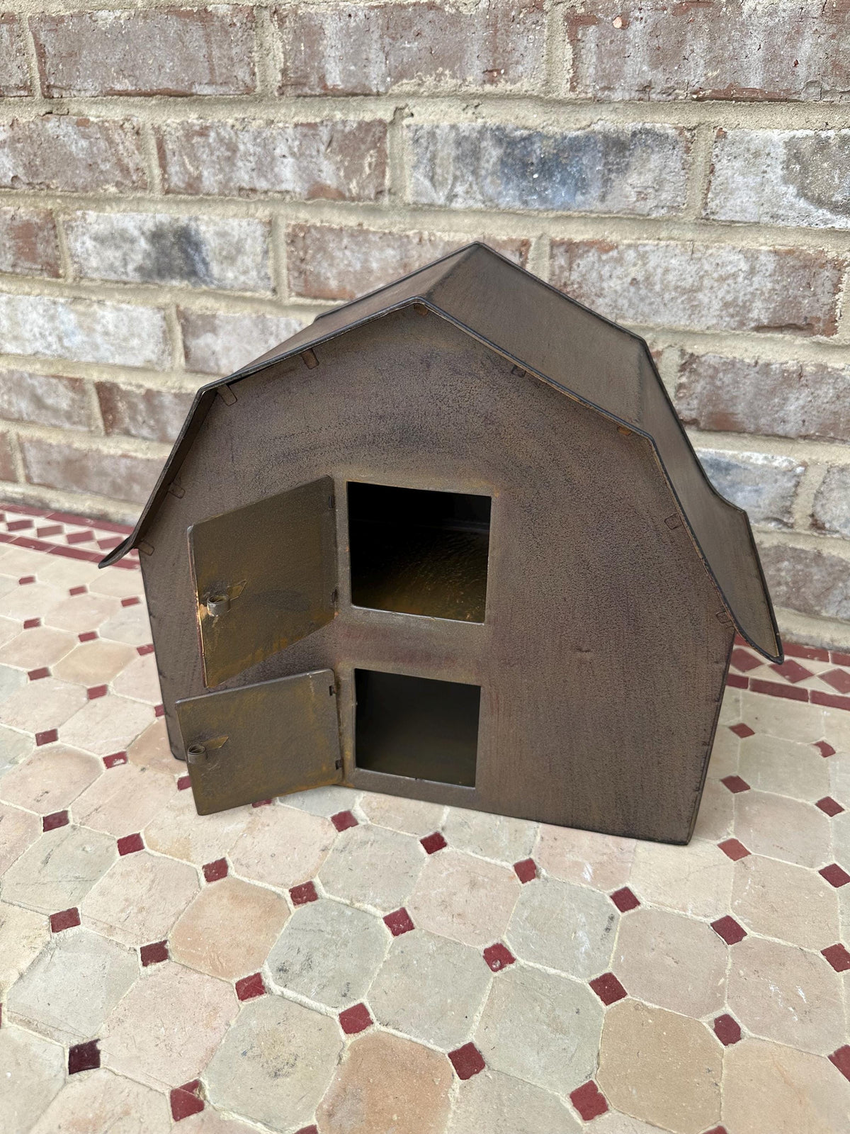 Cute Metal Farmhouse Barn Bird House