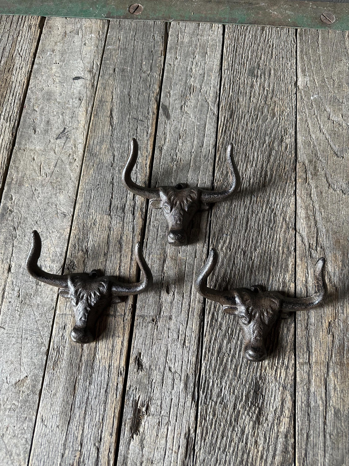 Set Of 3 - Cast Iron Long Horn Bull Wall Hook - Rustic Western Ranch Decor Entryway Towel Key Hanger