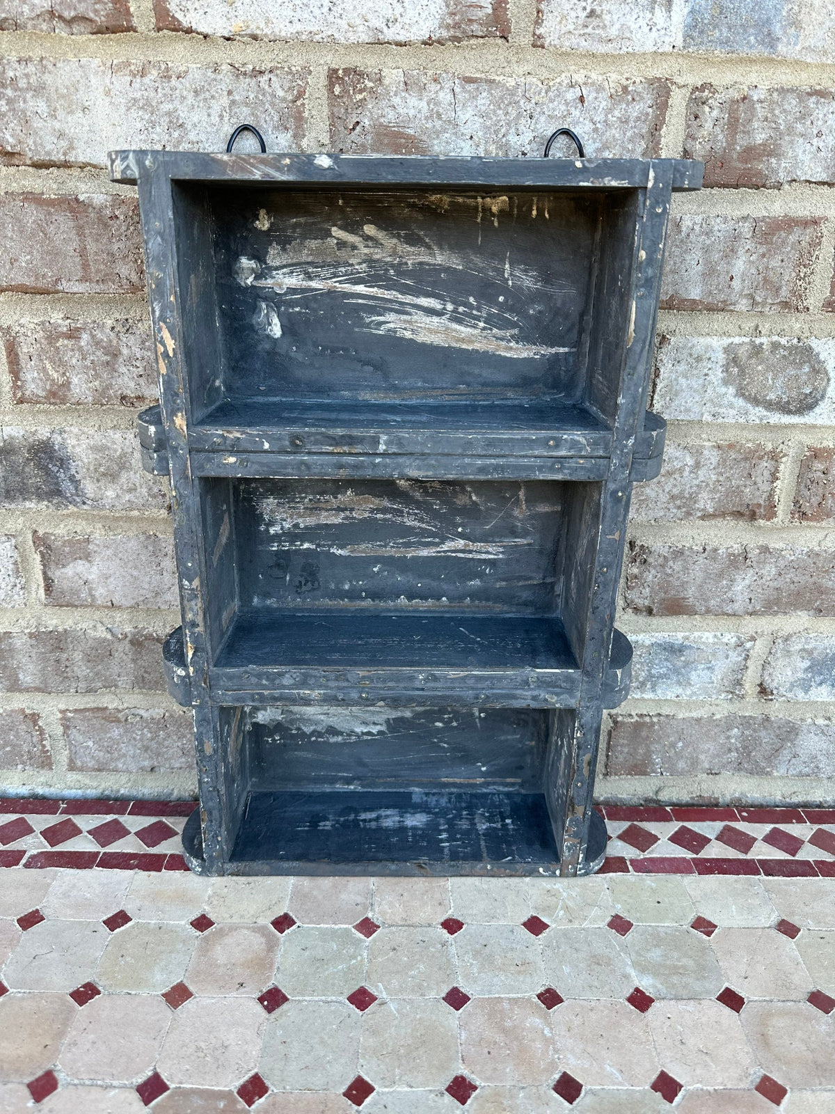 Rustic Three Tier Brick Mold Shelf Farmhouse Antique Style Distressed Box Tray Display Holder Table Black