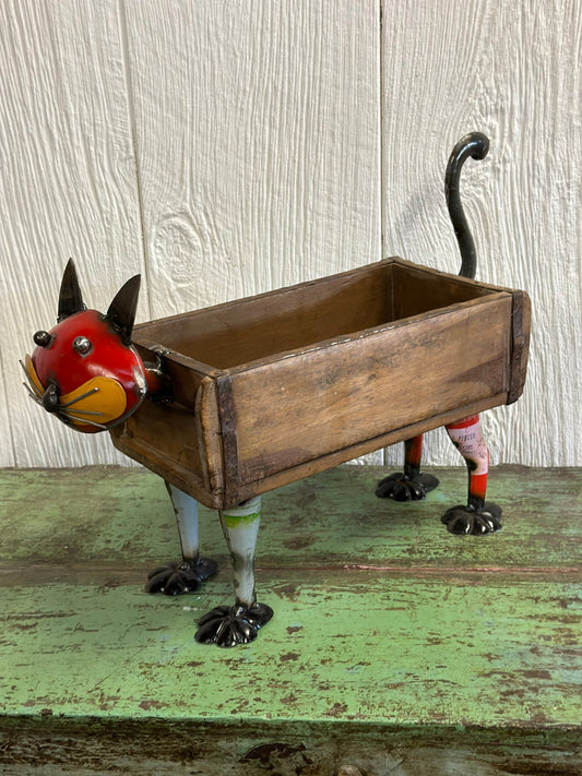 Rustic Primitive Metal Cat Farmhouse Decor Vintage Wooden Brick Mold Box Tray Planter Bowl Bucket Cute Kitten