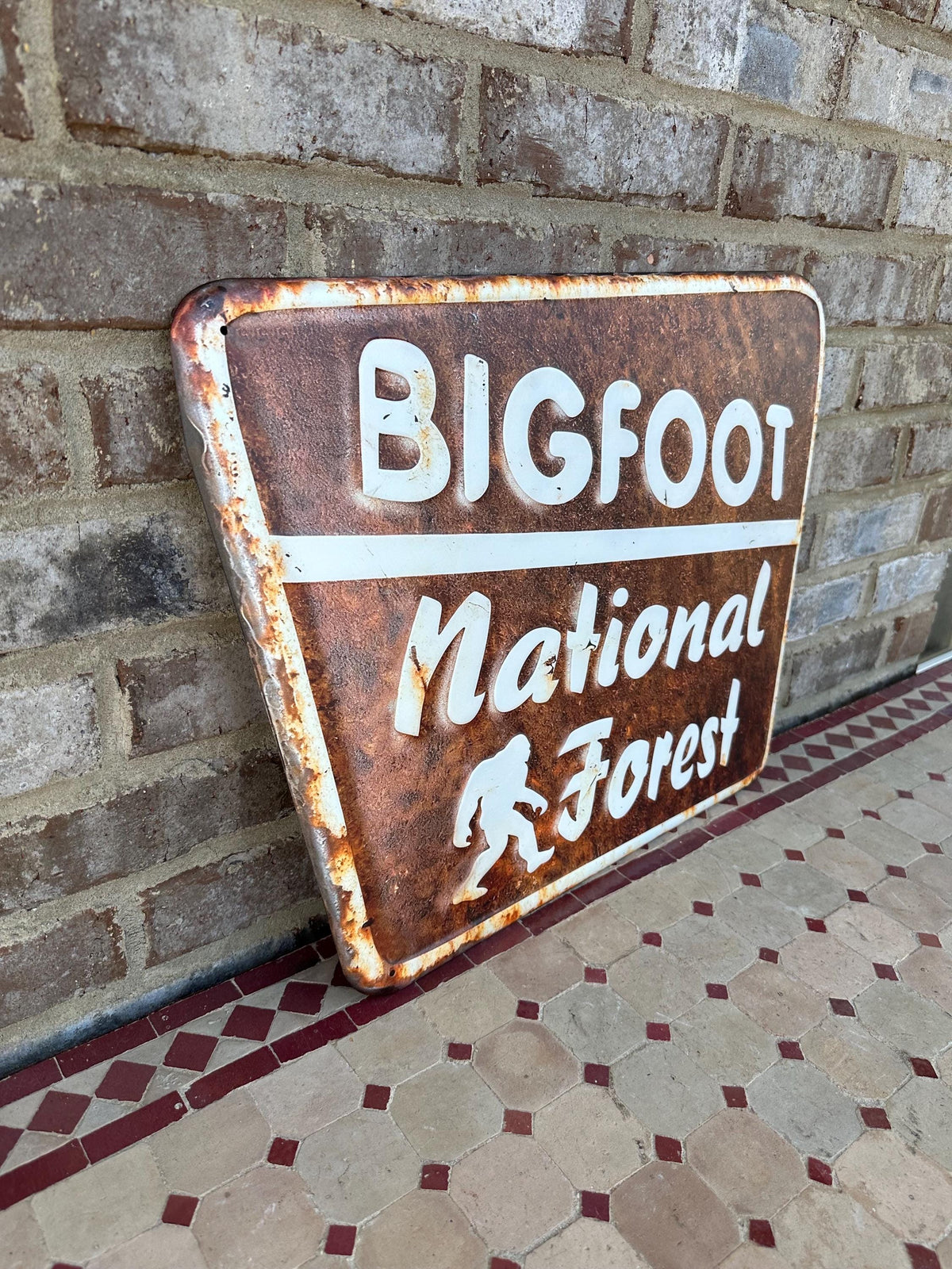 Bigfoot National Forest Metal Sign Wall Art Man Cave Decor Gift Ski Sasquatch