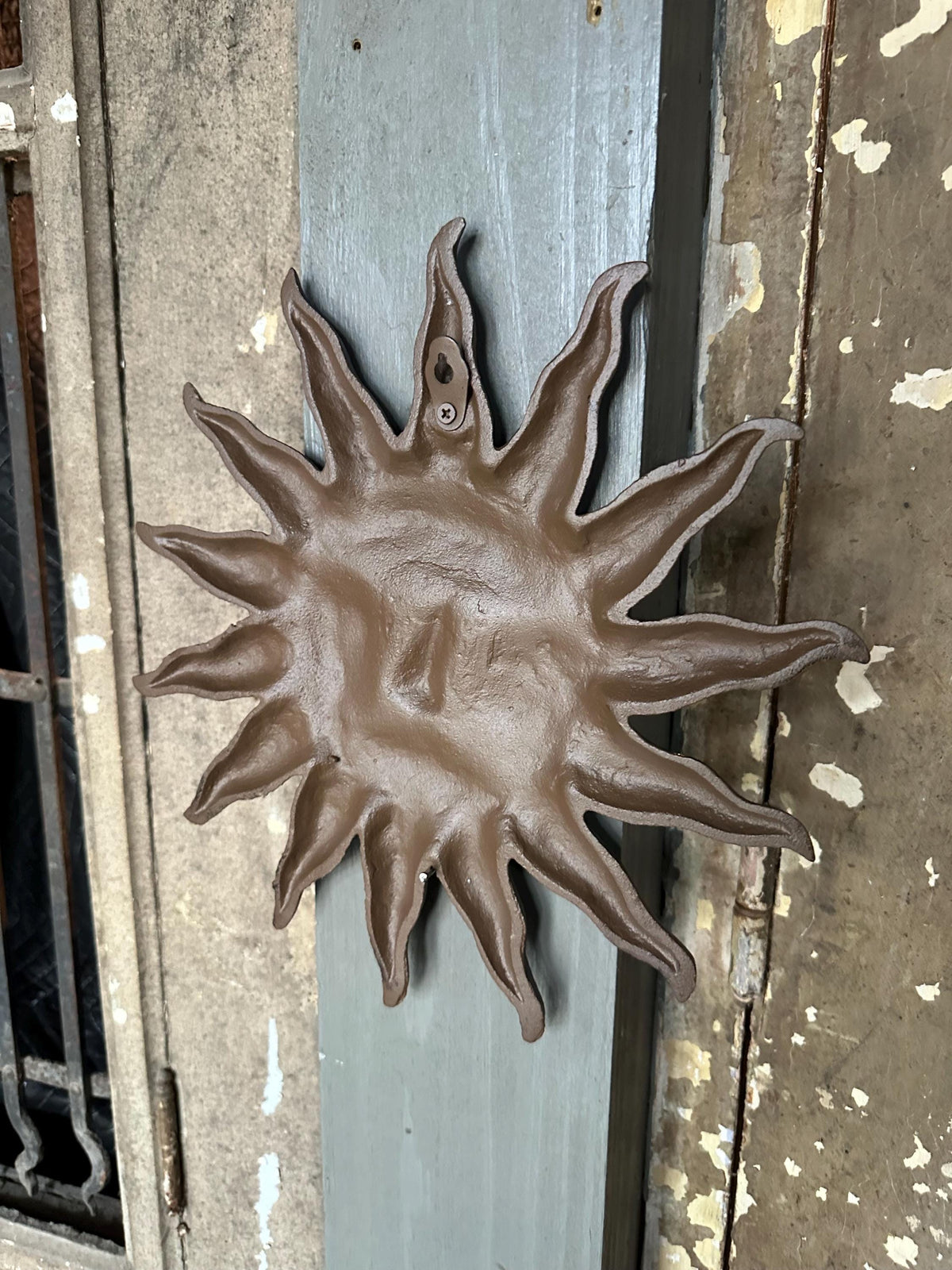 Large Cast Iron 12” Sun Face Plaque Garden Yard Art Decor