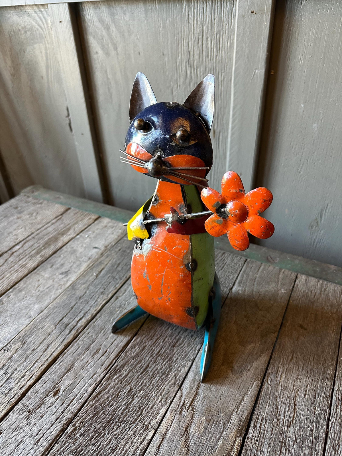 Rustic Cute Metal Cat Holding Flower