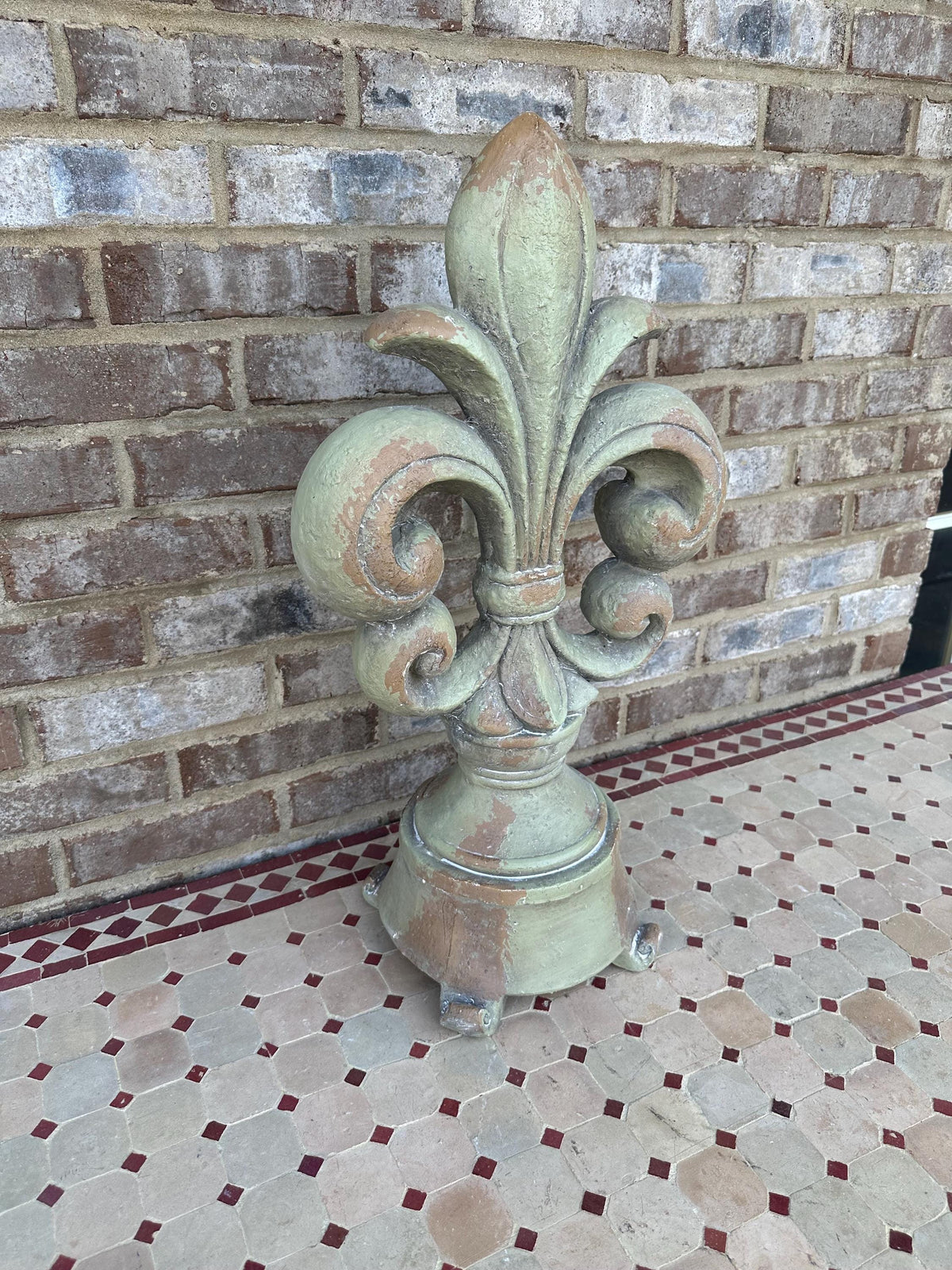 Huge 25” Stone Style Fleur De Lis Statue - French Sculpture Castle Cathedral European Garden Lawn Art