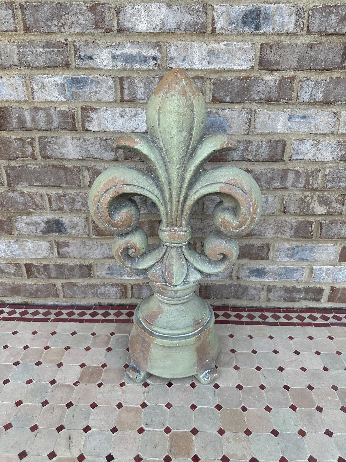 Huge 25” Stone Style Fleur De Lis Statue - French Sculpture Castle Cathedral European Garden Lawn Art