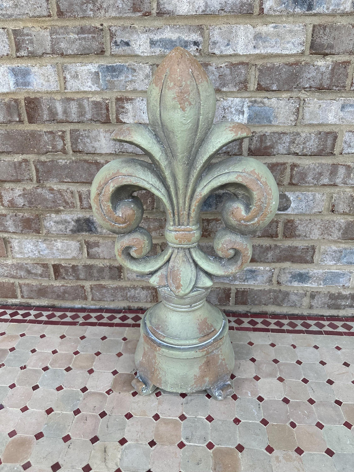 Huge 25” Stone Style Fleur De Lis Statue - French Sculpture Castle Cathedral European Garden Lawn Art